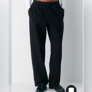 ARITZIA MEGA SWEATPANTS